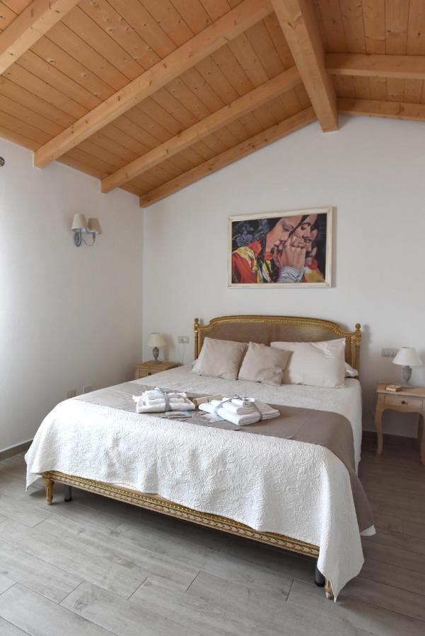 La Dimora Di San Simplicio Hotel Olbia Bagian luar foto