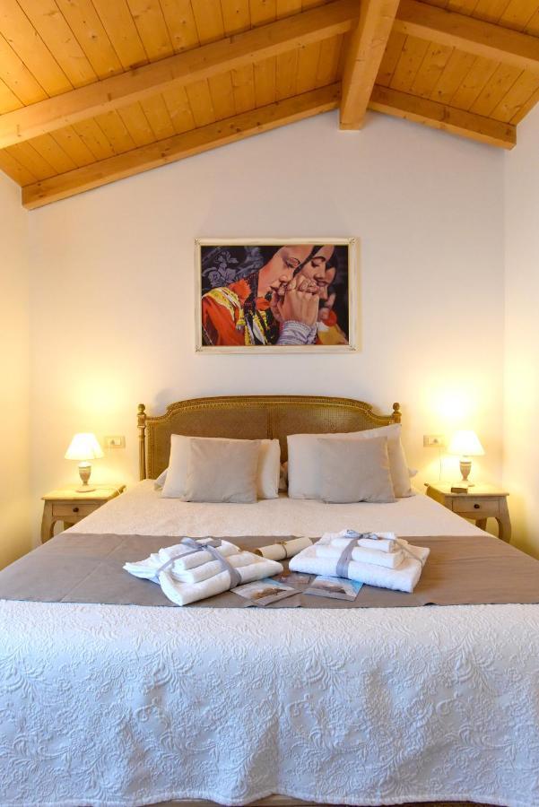 La Dimora Di San Simplicio Hotel Olbia Bagian luar foto
