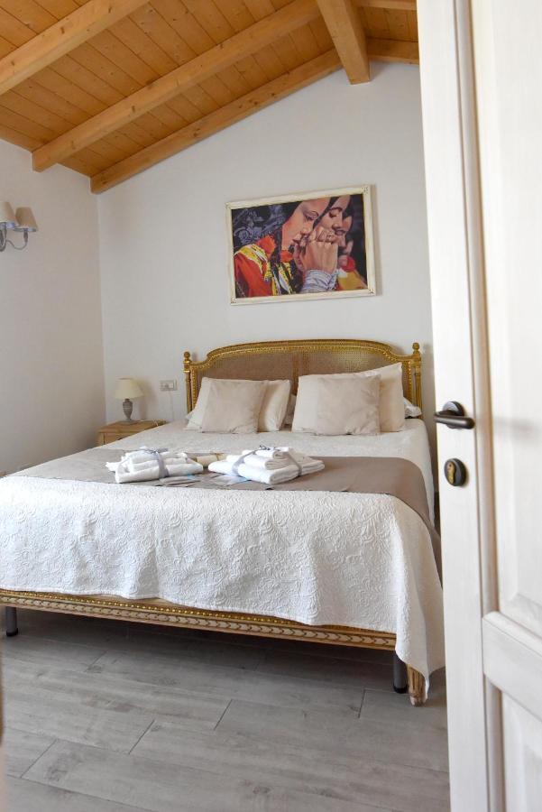 La Dimora Di San Simplicio Hotel Olbia Bagian luar foto